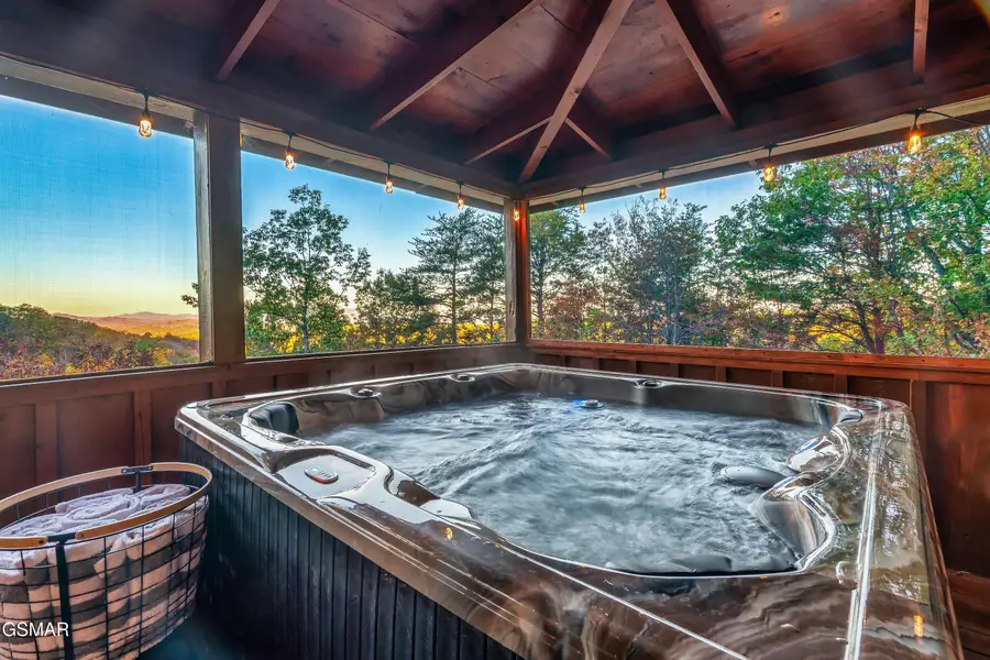 1617 Silver Poplar Lane, Sevierville, TN 37876 - #2