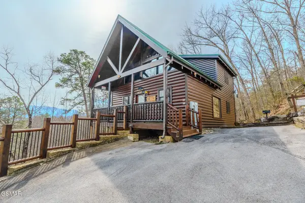 2251 Upper Middle Creek Road #U/21, Sevierville, TN 37876
