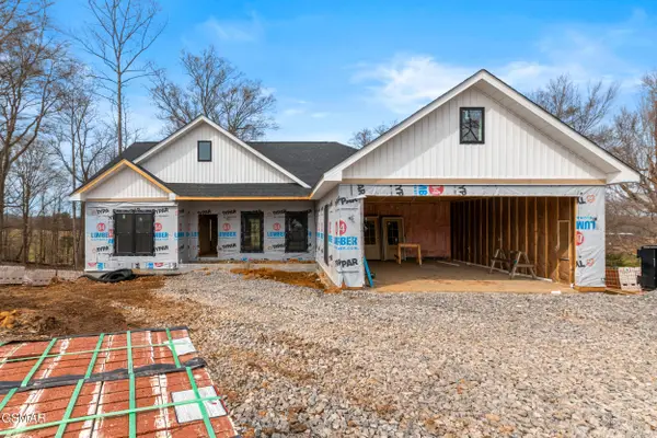 1430 Beechtop Lane, Kodak, TN 37764