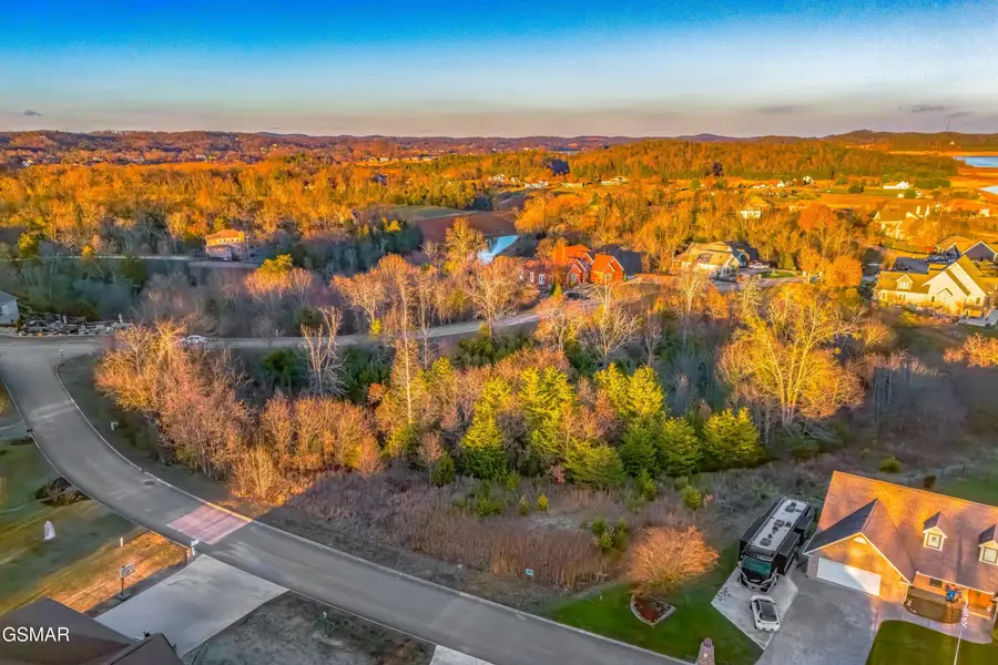 407 Riverbend Drive, Dandridge, TN 37725 - #3