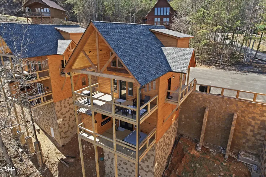 939 Pine Valley Way, Sevierville, TN 37862 - #3