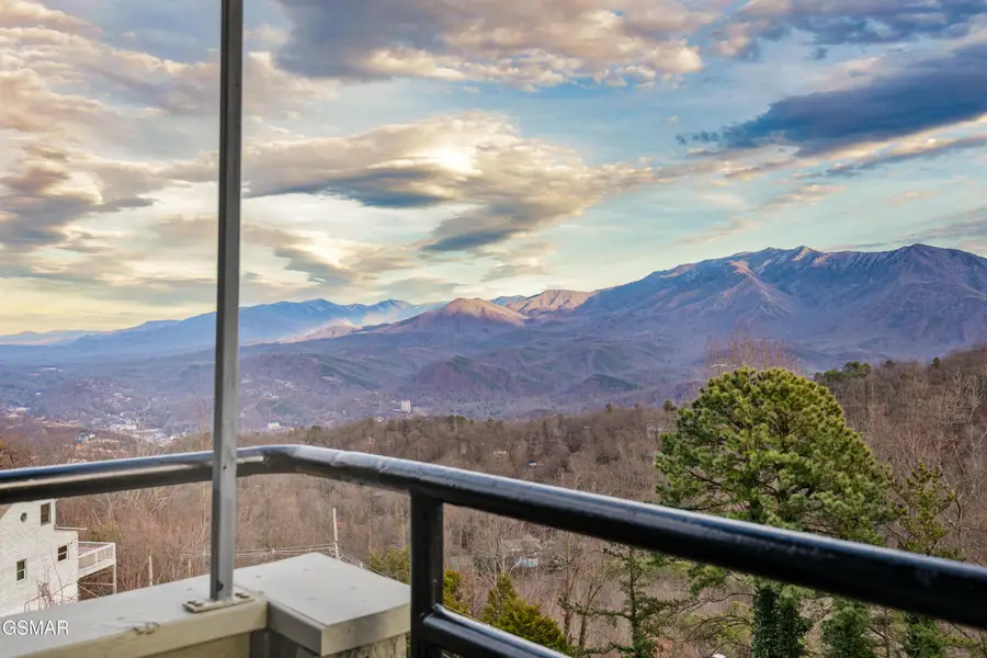 1260 Ski View Drive #APT 1306, Gatlinburg, TN 37738 - #2