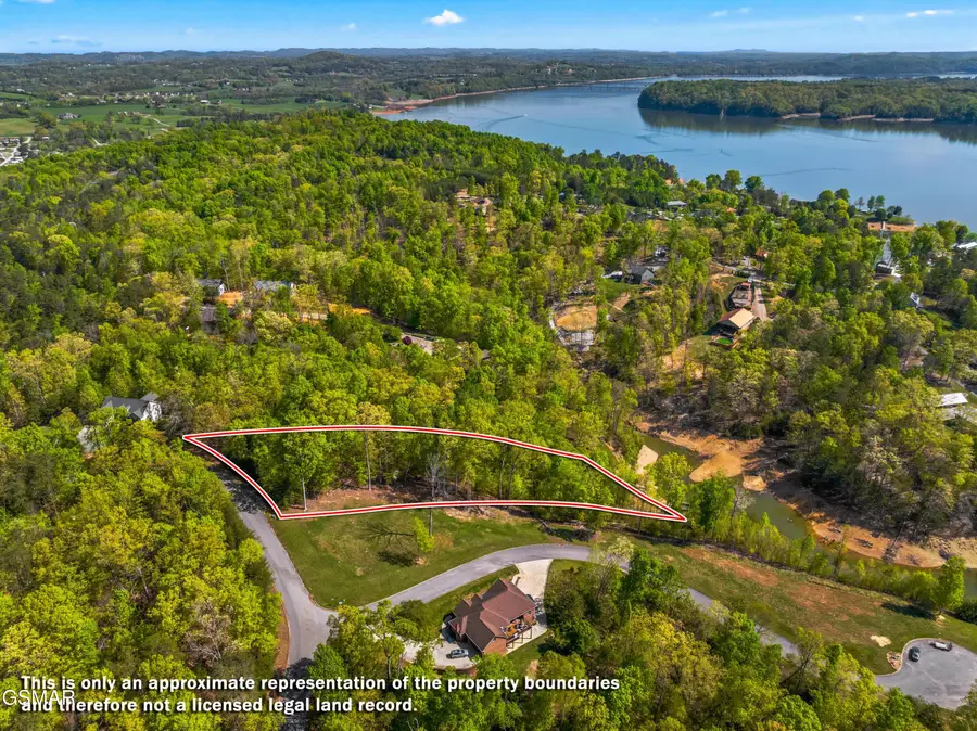 943 Waterstone Drive, Dandridge, TN 37725 - #2