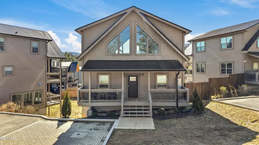 2872 Sequoia Road, Pigeon Forge, TN 37863 - #3