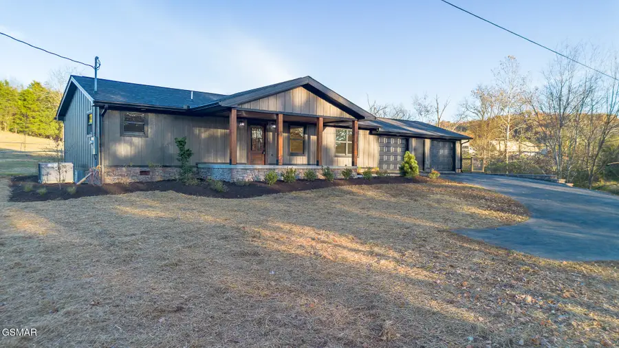 1437 Beacon Rd, Talbott, TN 37877 - #2