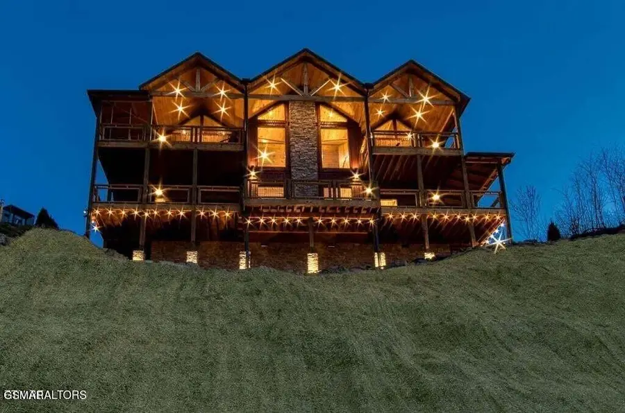 658 Wiley Oakley Drive, Gatlinburg, TN 37738 - #3