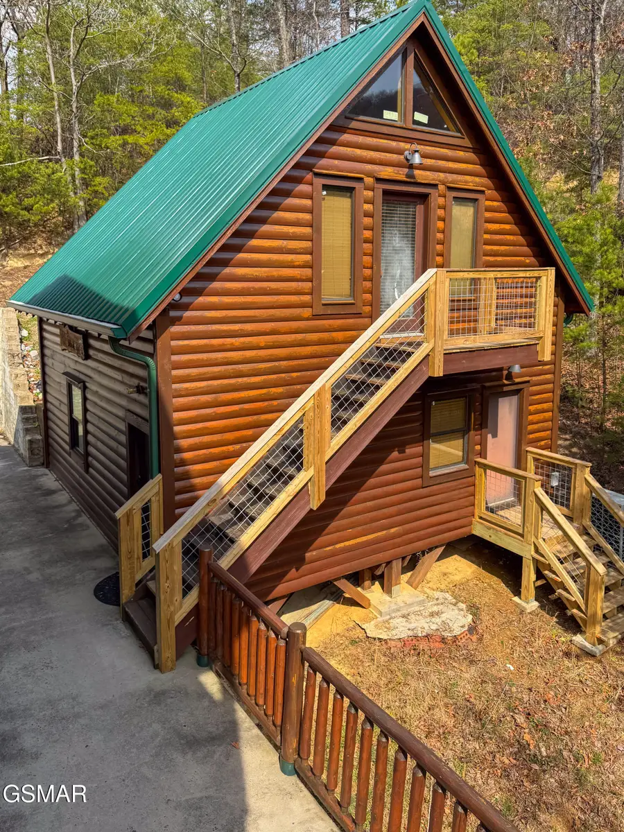 3539 Carsons Ridge Way, Sevierville, TN 37862 - #2