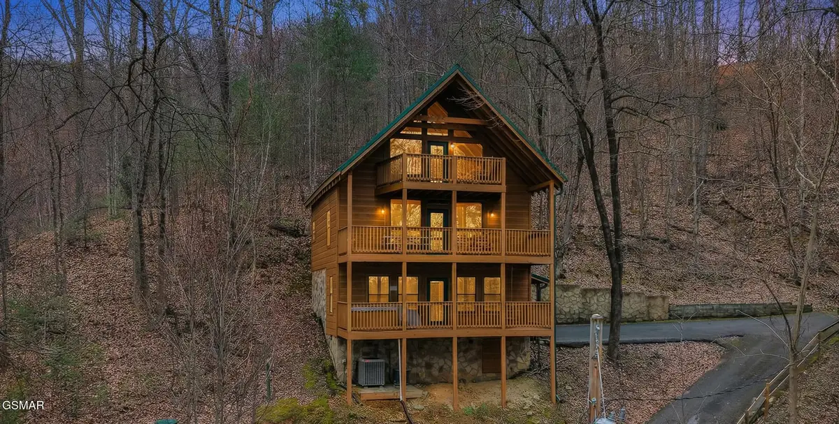 1739 W Sky View Drive, Sevierville, TN 37876 - #1