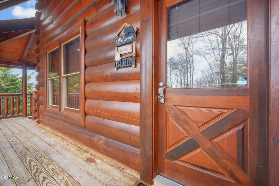 611 Stockton Drive, Sevierville, TN 37876 - #3