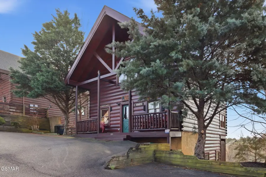 1091 Towering Oaks Drive, Sevierville, TN 37876 - #2