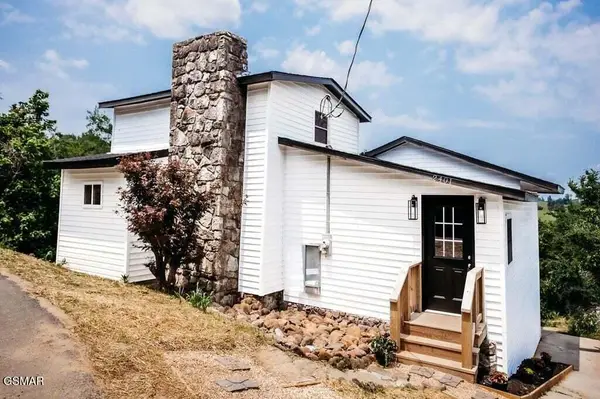 2401 Top View Circle, Sevierville, TN 37876