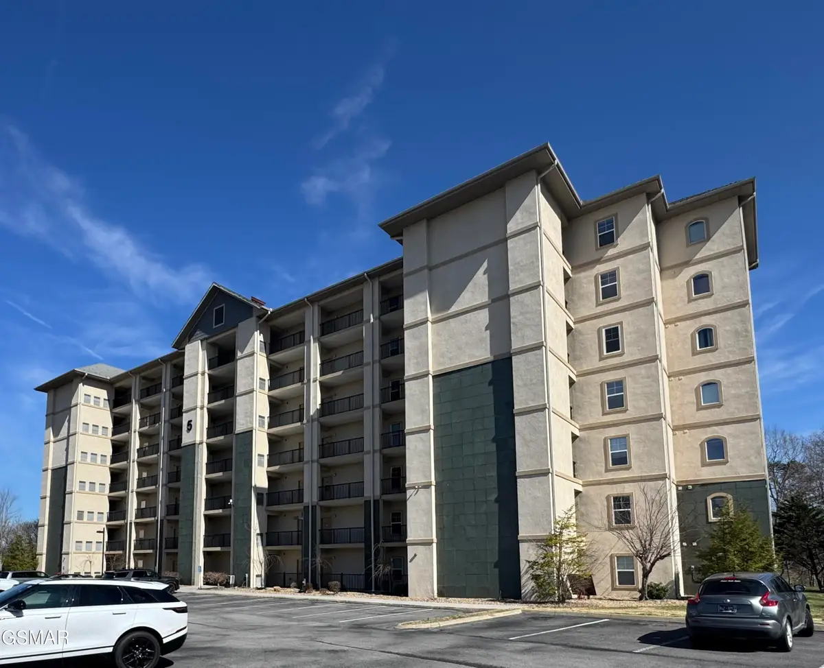 124 Plaza Drive #UNIT 5207, Pigeon Forge, TN 37863 - #1