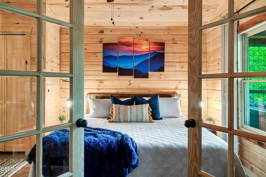 1637 Misty Hollow Way, Gatlinburg, TN 37738 - #3