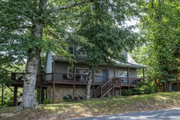 3390 Robeson Road, Sevierville, TN 37862