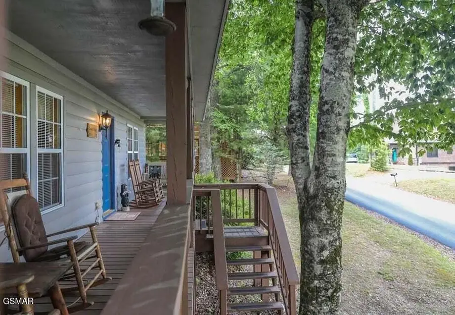 3390 Robeson Road, Sevierville, TN 37862 - #2