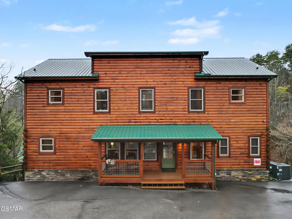 3227 White Falcon Way, Pigeon Forge, TN 37863 - #1