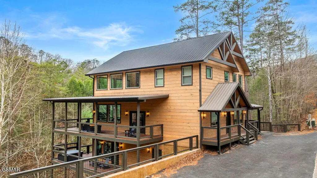 2905 Raven Fork Circle, Sevierville, TN 37876 - #1