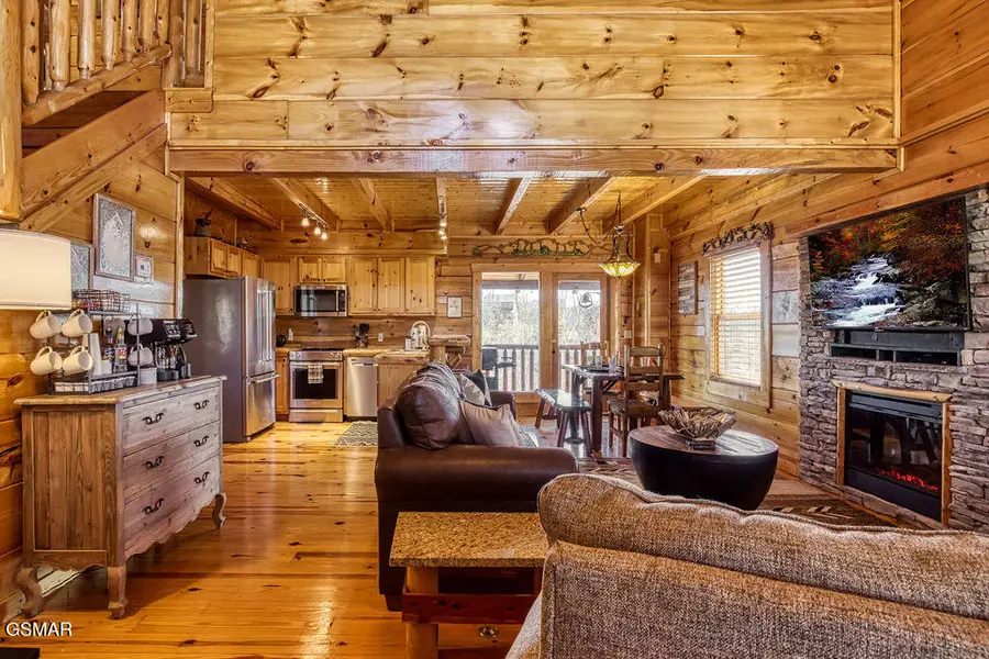 1111 Towering Oaks Dr Drive, Sevierville, TN 37876 - #2