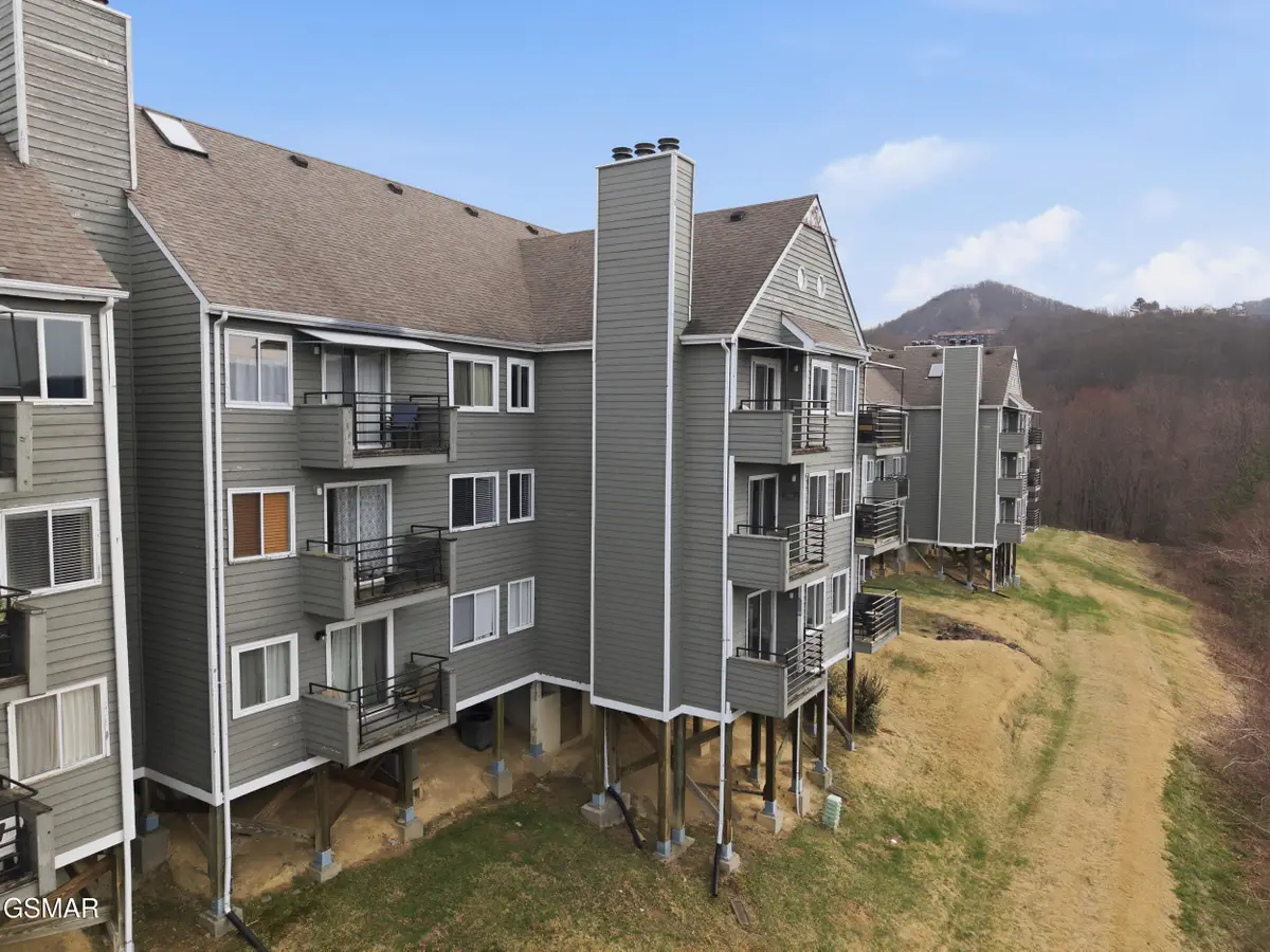 1260 Ski View Drive #APT 5104, Gatlinburg, TN 37738 - #1