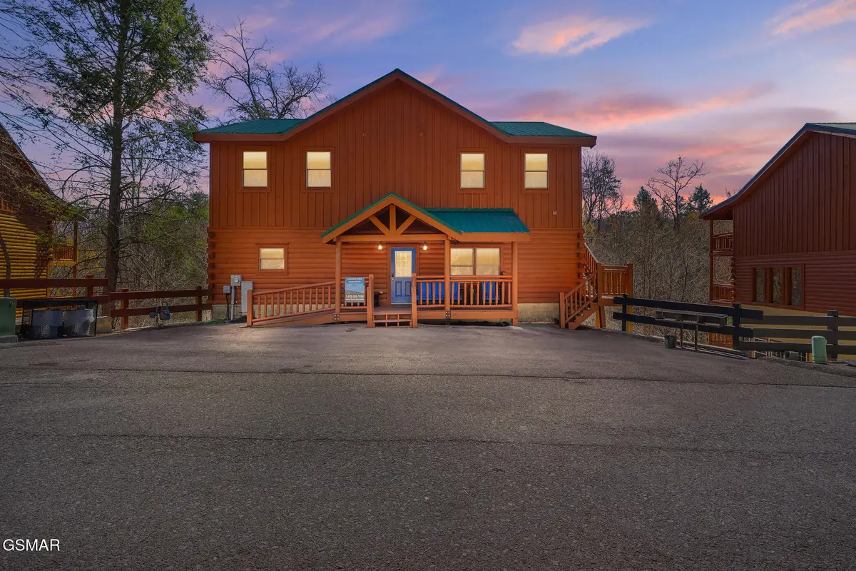 4355 Forest Ridge Way, Pigeon Forge, TN 37863 - #1