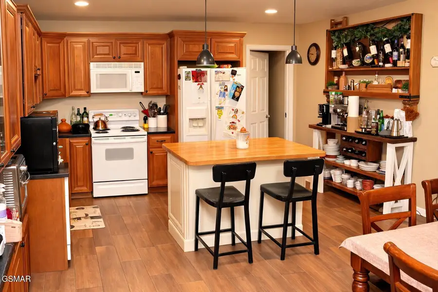 1613 Jasmine Trail, Sevierville, TN 37862 - #3