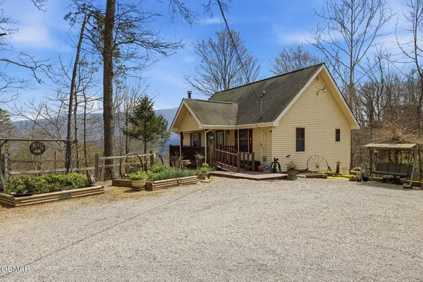 3132 Wears Overlook Lane, Sevierville, TN 37862