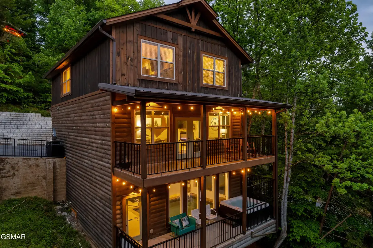 3023 Ridgetop Resort Way, Pigeon Forge, TN 37863 - #1