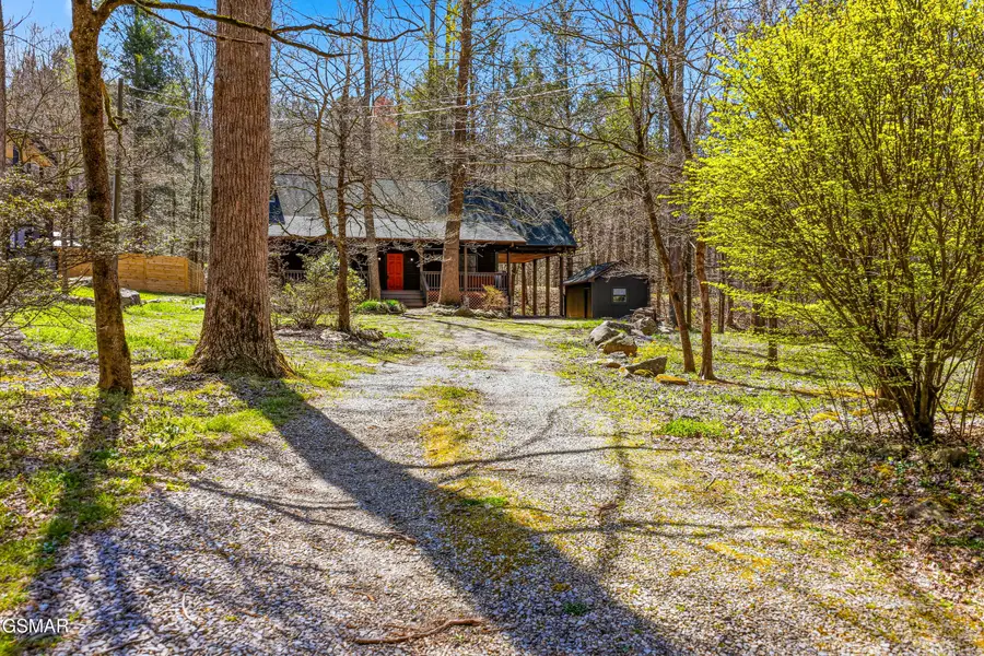 4432 E Scenic Drive, Gatlinburg, TN 37738 - #2
