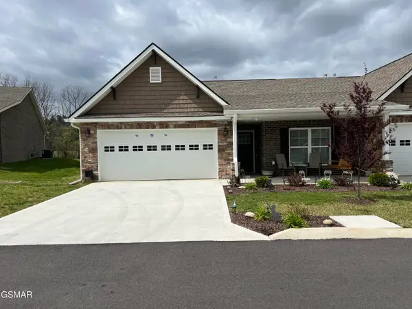 736 Snowflower Circle #9, Pigeon Forge, TN 37863