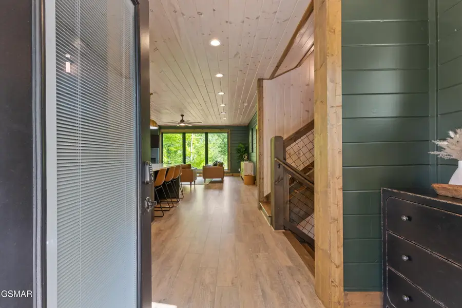 906 Saddle Creek Way, Sevierville, TN 37862 - #2