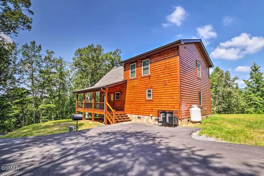 3805 Pleasant View Lane, Sevierville, TN 37862 - #3