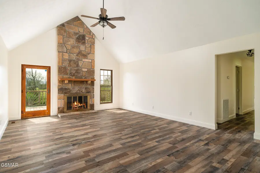 915 Circle Drive, Seymour, TN 37865 - #2