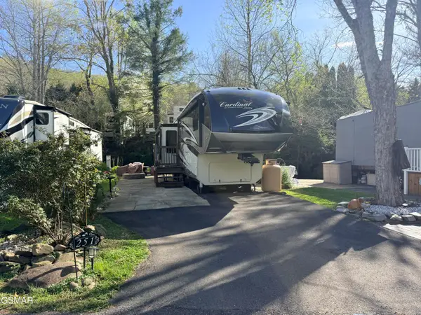 4229 E Parkway #251, Gatlinburg, TN 37738