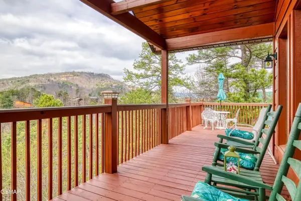 2716 Knights Lane, Sevierville, TN 37862