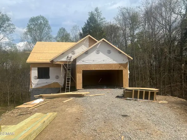 2427 Iron Forge Way, Sevierville, TN 37876