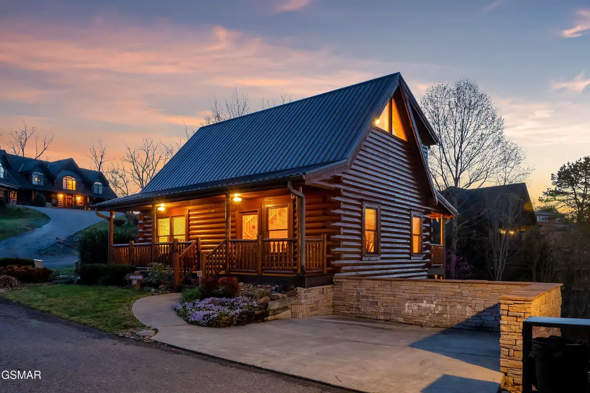 318 Alpine Mountain Way, Pigeon Forge, TN 37863 - #1