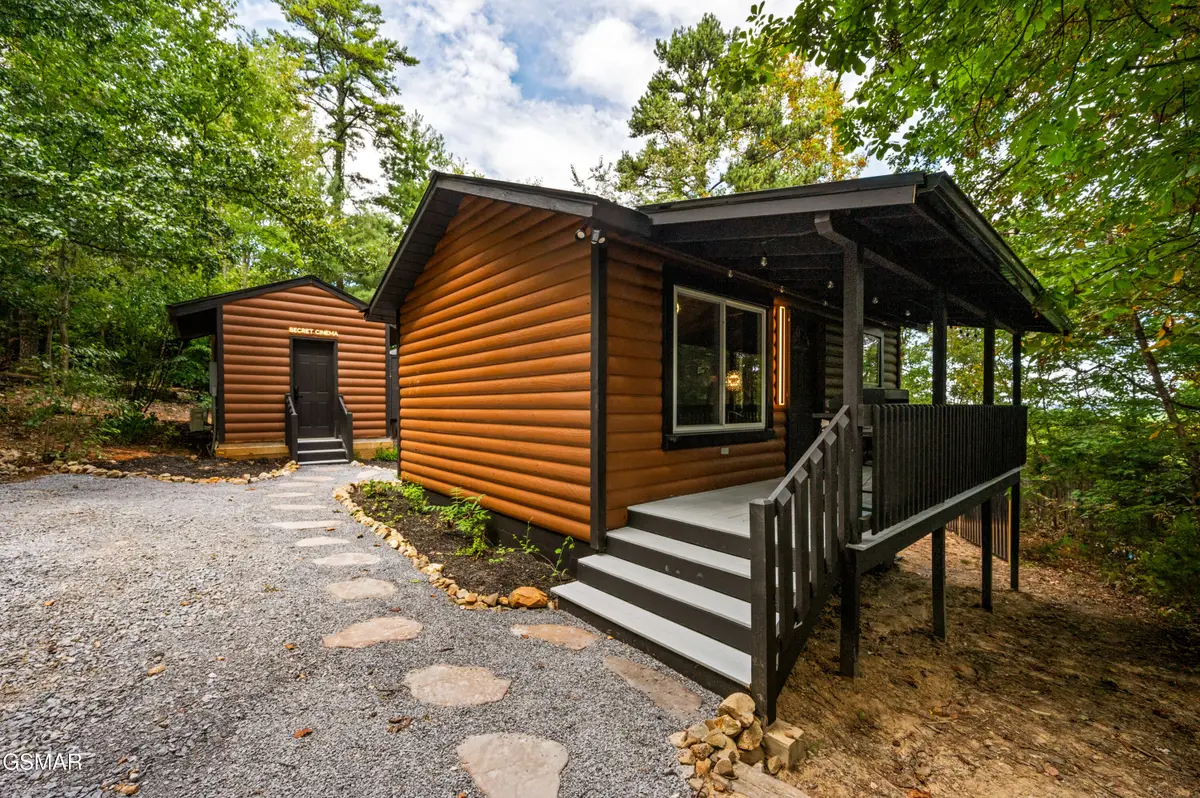 3758 Old Thomas Cross Road, Sevierville, TN 37876 - #1