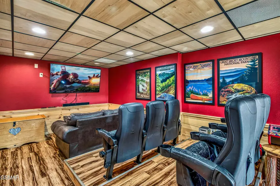 3922 Valley View Drive, Pigeon Forge, TN 37863 - #2