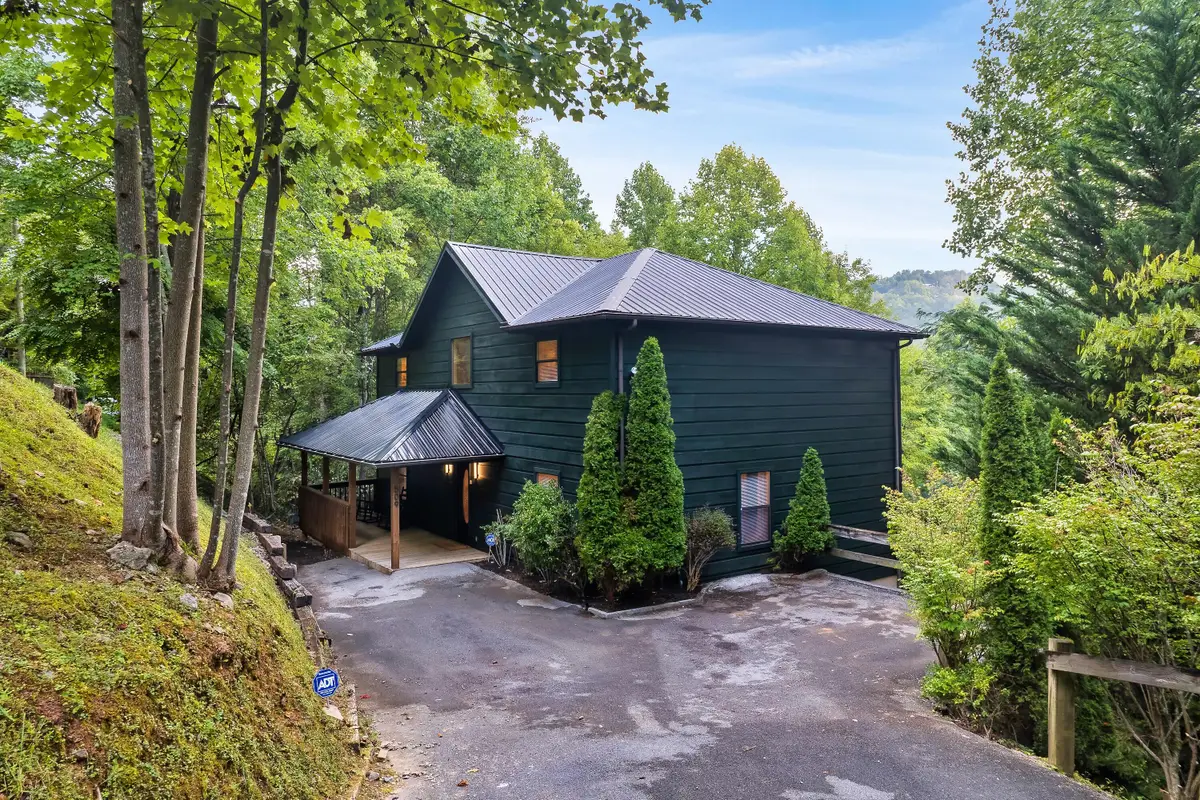 509 Hawks Trail, Gatlinburg, TN 37738 - #1