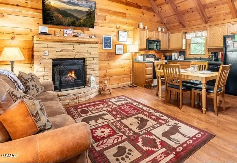 667 Kings Hills Boulevard, Pigeon Forge, TN 37863 - #3