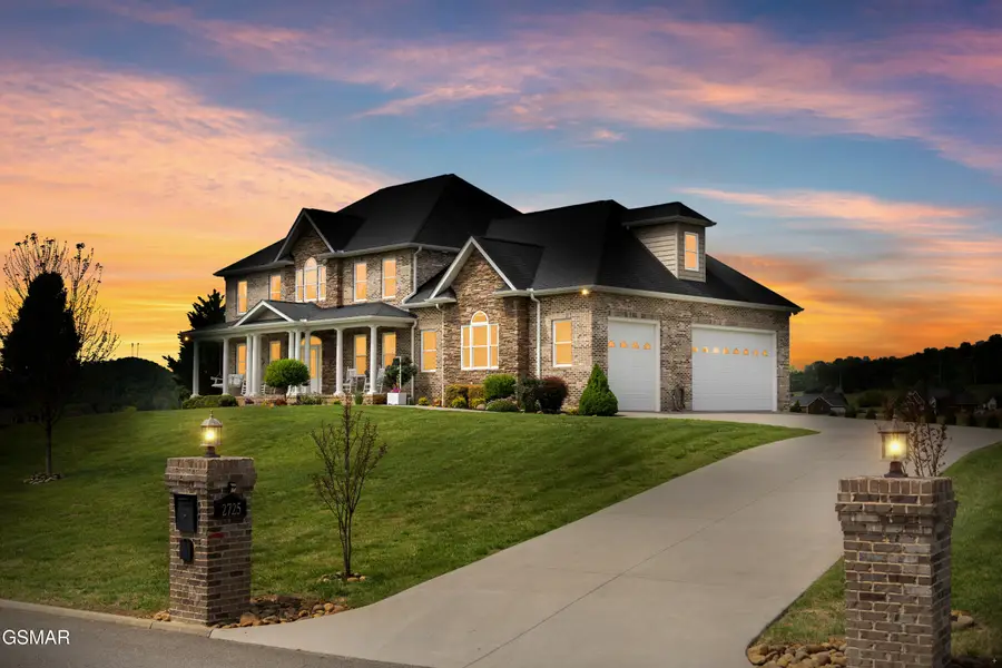 2725 River Island Boulevard, Kodak, TN 37764 - #2