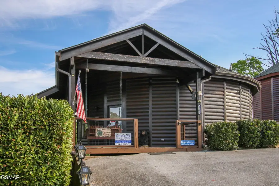 1086 Towering Oaks Drive, Sevierville, TN 37876 - #3