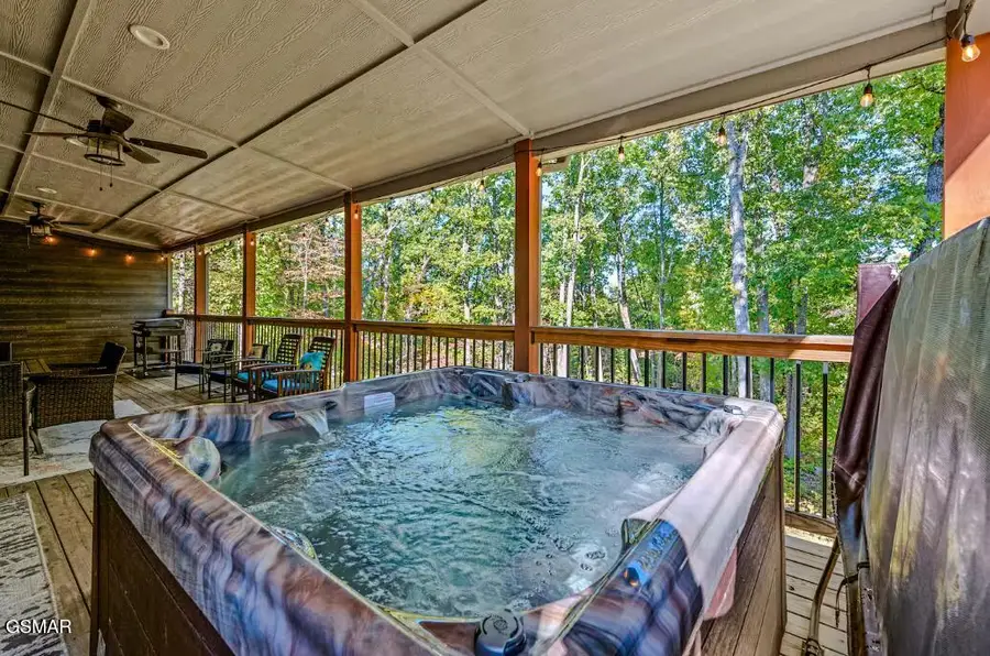 2612 Cloud View Drive, Sevierville, TN 37862 - #2