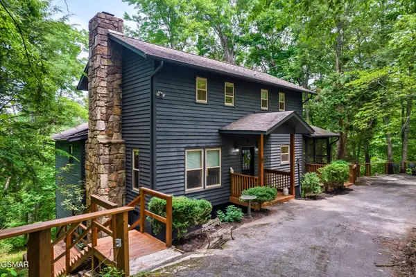 3282 Emerald Springs Loop, Pigeon Forge, TN 37862
