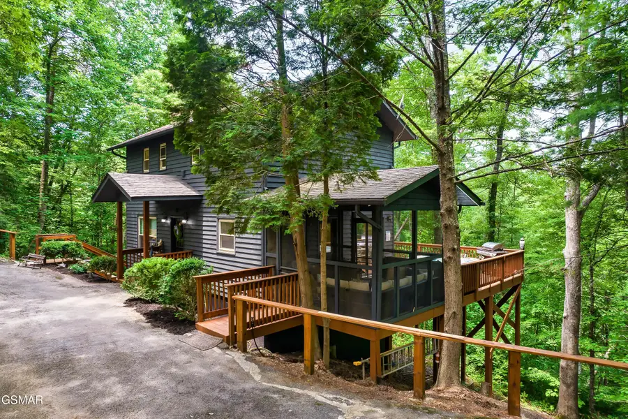 3282 Emerald Springs Loop, Pigeon Forge, TN 37862 - #2