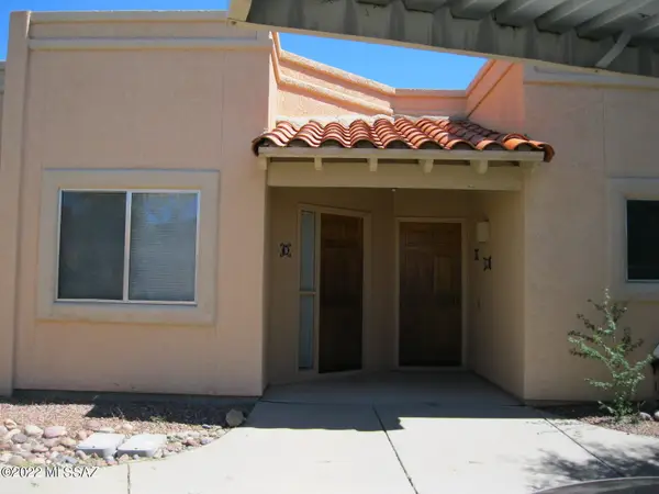 1742 W Camino Estelar, Green Valley, AZ 85614