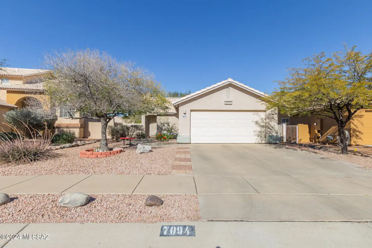7094 W Amarante Drive, Tucson, AZ 85743 - Image #1