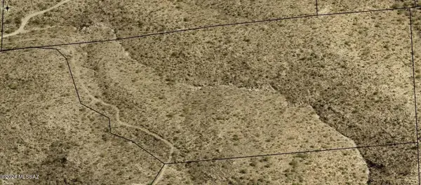 8167 S Pistol Hill, Vail, AZ 85641