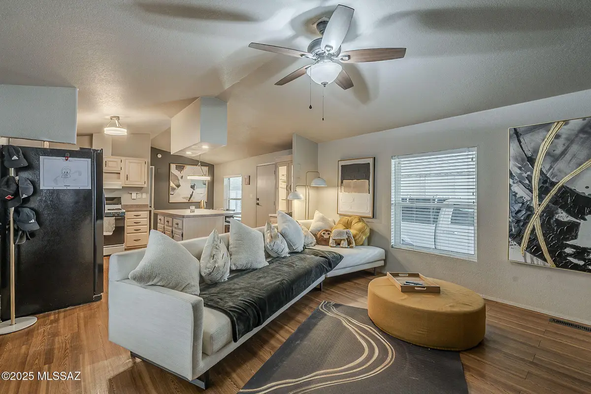 101 W River Road #17, Tucson, AZ 85704 - Image #1