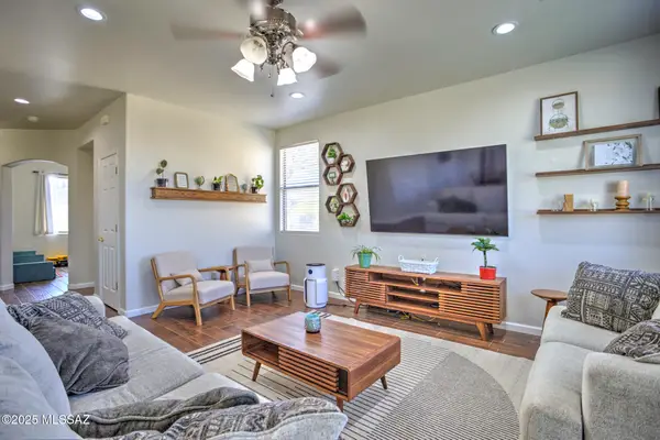 7580 W Ranchers Drive, Tucson, AZ 85757